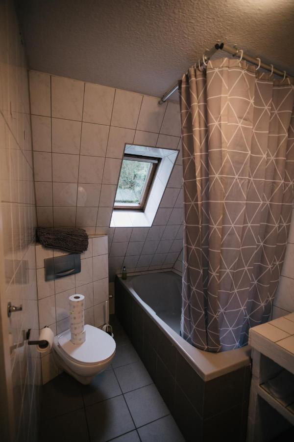 Eigenes Maisonettehaus In Idyllischer Lage Mit Balkon, Nahe Messe, 24H Self-Check In, Gratis Parken Schwabach Eksteriør bilde